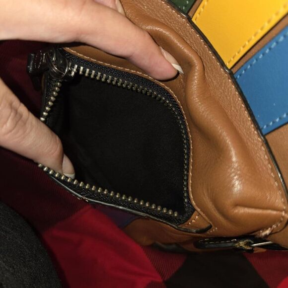 COACH West Pack- Calf Skin with Varsity Stripe EUC - Picture 7 of 7